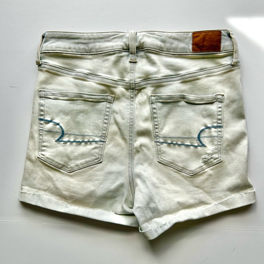 🍒Women’s American Eagle Next Level Stretch Jean Shorts. Size 8 - Picture 2 of 7